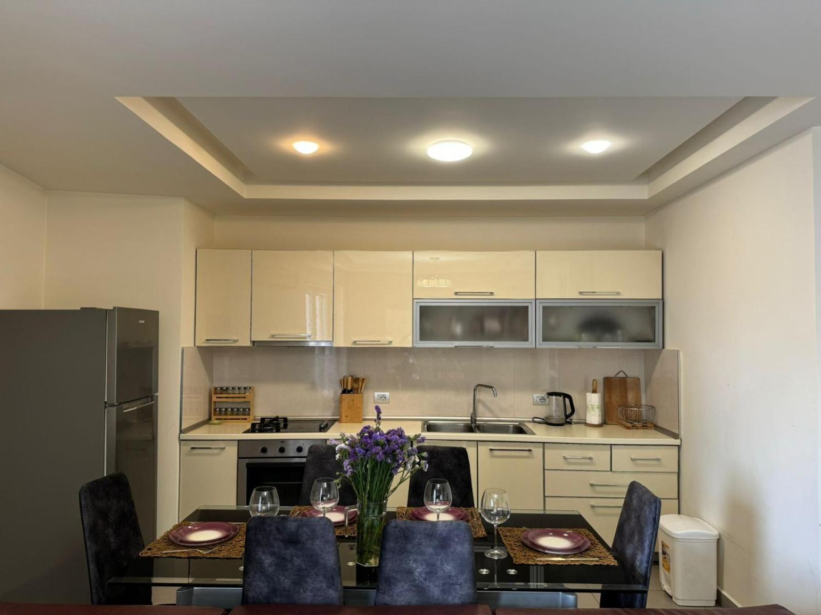 Diem Apartment Near Pazari I Ri Tirana Extérieur photo